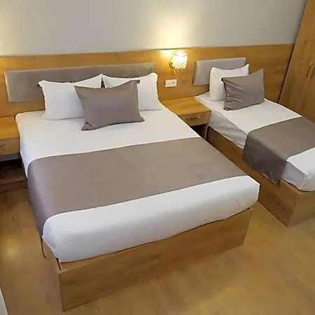 Hotel Adamantides